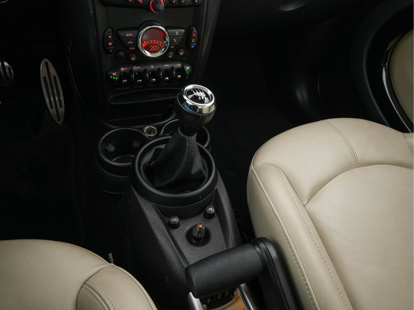 MINI Countryman 2.0 Cooper SD Knockout Edition *LEATHER | XENON | HARMAN/KARDON | HEATED-COMFORTSEATS | NAVI-FULLMAP | ECC | JCW-PACK | CRUISE | 17''ALU*