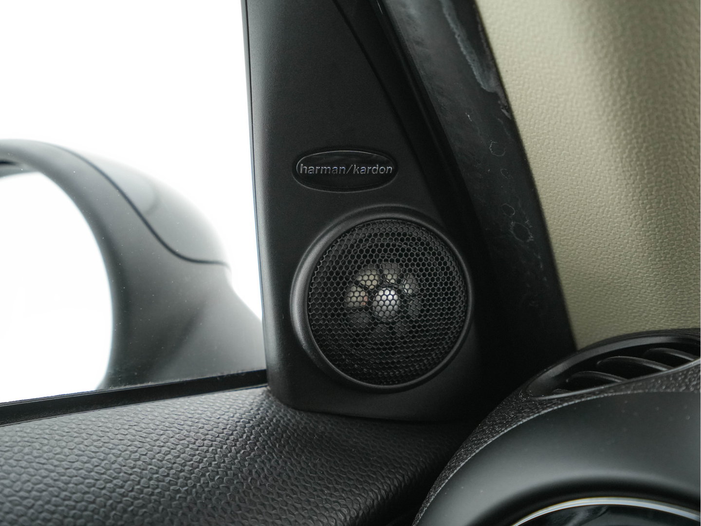 MINI Countryman 2.0 Cooper SD Knockout Edition *LEATHER | XENON | HARMAN/KARDON | HEATED-COMFORTSEATS | NAVI-FULLMAP | ECC | JCW-PACK | CRUISE | 17''ALU*