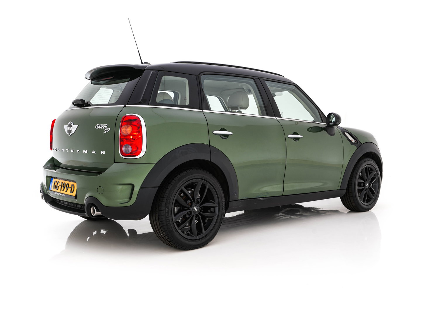 MINI Countryman 2.0 Cooper SD Knockout Edition *LEATHER | XENON | HARMAN/KARDON | HEATED-COMFORTSEATS | NAVI-FULLMAP | ECC | JCW-PACK | CRUISE | 17''ALU*