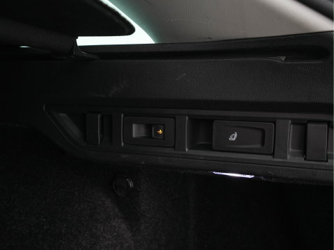 Škoda Octavia Combi 1.0 TSI Business Edition Plus (INCL-BTW) *FULL-LED | NAVI-FULLMAP | HEATED-COMFORTSEATS | DIGI-COCKPIT | CAMERA | KEYLESS | DAB | AMBIENTLIGHT | PRIVACYGLASS | ECC | CARPLAY | PDC | CRUISE | 17''ALU*