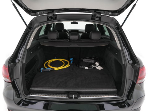 Mercedes-Benz GLC 300e 4MATIC Business Solution (Plug-In) {SoH-94%} (INCL-BTW) *LEATHER | FULL-LED | DIGI-COCKPIT | KEYLESS | DAB | HEATED-SPORTSEATS | CAMERA | PRIVACY-GLASS | NAVI-FULLMAP | ECC | PDC | CRUISE | 18''ALU*
