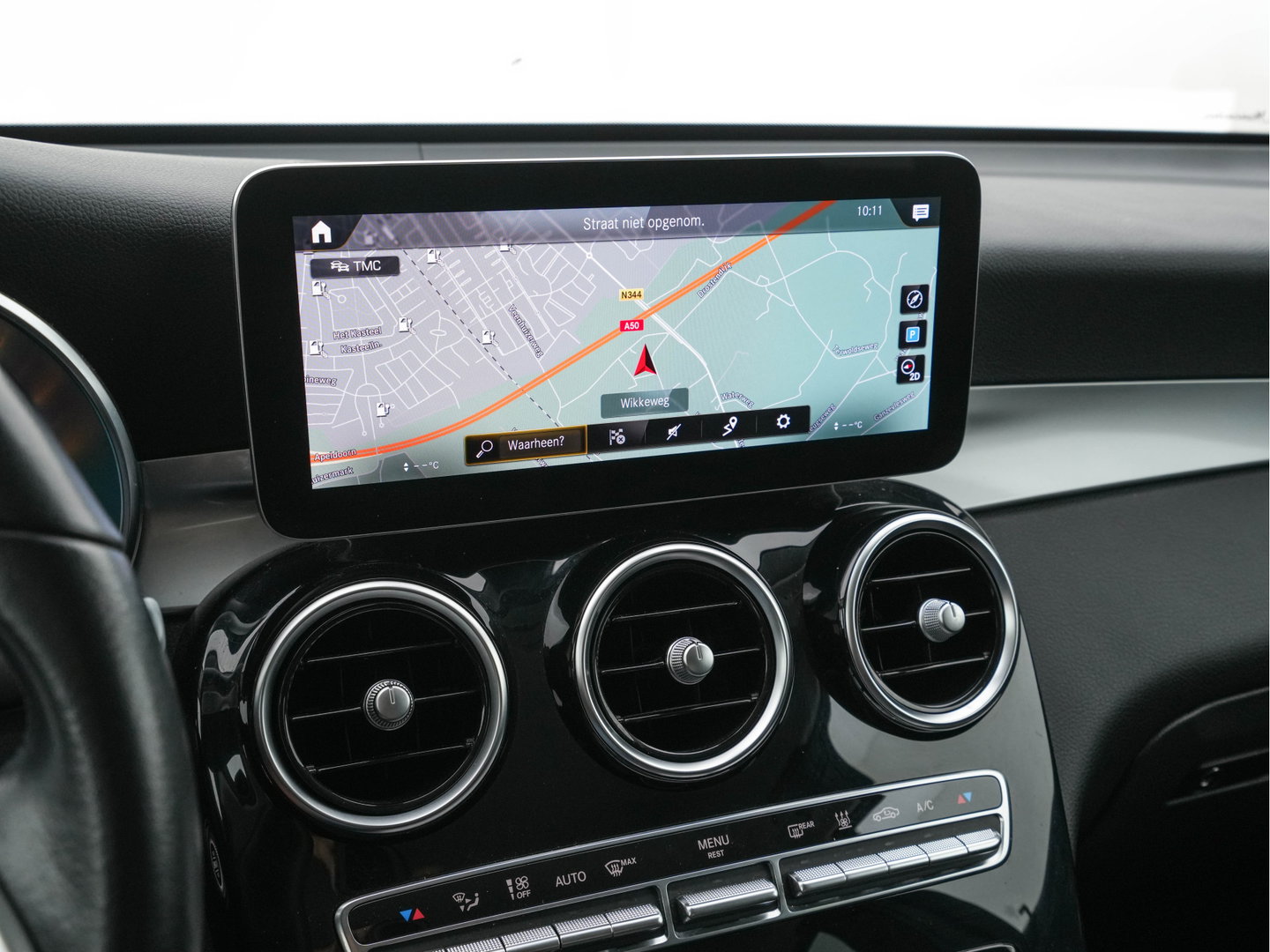 Mercedes-Benz GLC 300e 4MATIC Business Solution (Plug-In) {SoH-94%} (INCL-BTW) *LEATHER | FULL-LED | DIGI-COCKPIT | KEYLESS | DAB | HEATED-SPORTSEATS | CAMERA | PRIVACY-GLASS | NAVI-FULLMAP | ECC | PDC | CRUISE | 18''ALU*