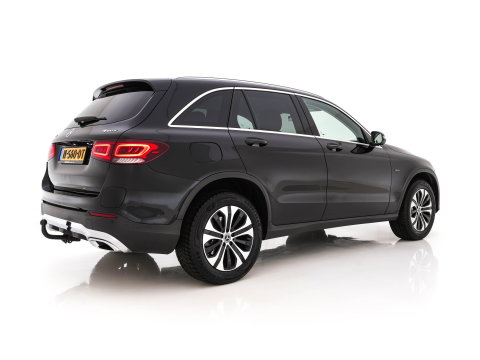 Mercedes-Benz GLC 300e 4MATIC Business Solution (Plug-In) {SoH-94%} (INCL-BTW) *LEATHER | FULL-LED | DIGI-COCKPIT | KEYLESS | DAB | HEATED-SPORTSEATS | CAMERA | PRIVACY-GLASS | NAVI-FULLMAP | ECC | PDC | CRUISE | 18''ALU*
