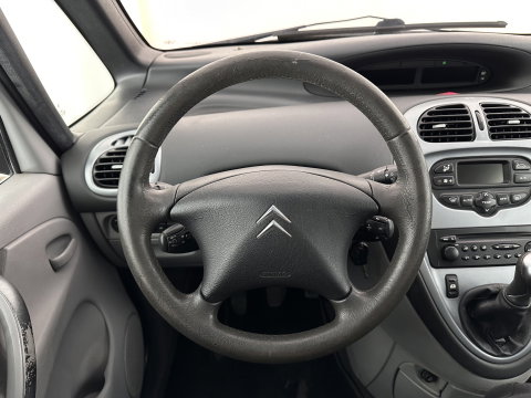 Citroën Xsara Picasso 1.8i-16V Attraction APK 05/27*AIRCO | CRUISE | COMFORTSEATS | PDC | VELOURS | RADIO-CD | TOWBAR*