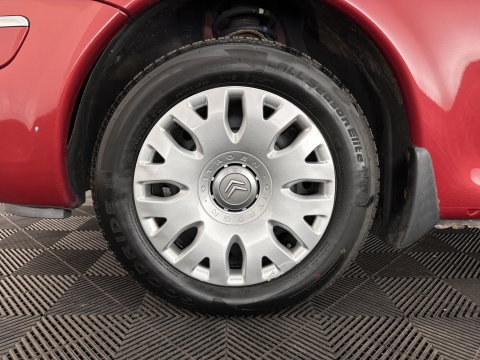 Citroën Xsara Picasso 1.8i-16V Attraction APK 05/27*AIRCO | CRUISE | COMFORTSEATS | PDC | VELOURS | RADIO-CD | TOWBAR*