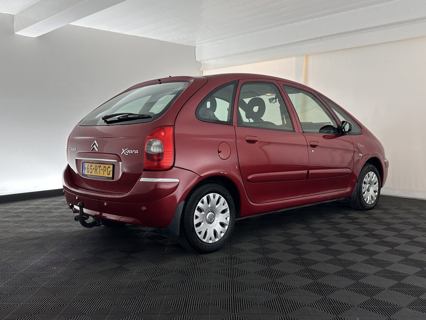 Citroën Xsara Picasso 1.8i-16V Attraction APK 05/27*AIRCO | CRUISE | COMFORTSEATS | PDC | VELOURS | RADIO-CD | TOWBAR*