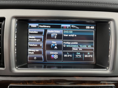 Jaguar XF 2.2D Aut. *LEATHER | XENON | CAMERA | HEATED-COMFORTSEATS | KEYLESS | NAVI-FULLMAP | ECC | PDC | WOODEN-INLAY | CRUISE | SHIFTPADDLES | MEMORY-PACK | TOWBAR | 17''ALU*