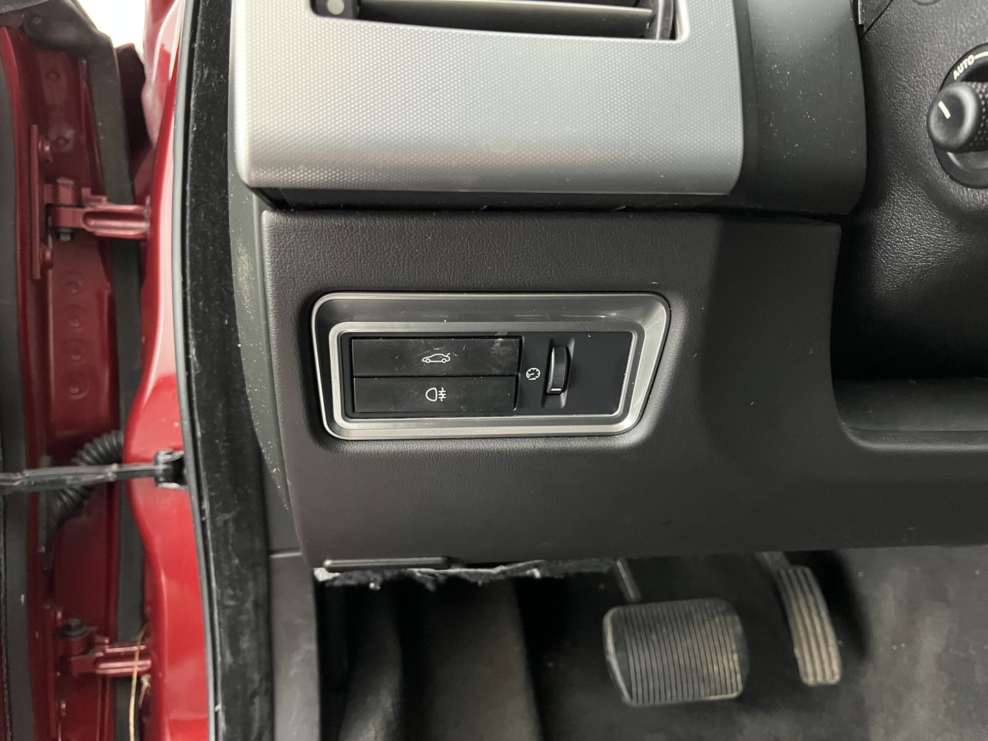 Jaguar XF 2.2D Aut. *LEATHER | XENON | CAMERA | HEATED-COMFORTSEATS | KEYLESS | NAVI-FULLMAP | ECC | PDC | WOODEN-INLAY | CRUISE | SHIFTPADDLES | MEMORY-PACK | TOWBAR | 17''ALU*