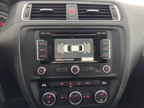 Volkswagen Jetta 1.4 TSI Hybrid Highline Aut. *XENON | NAVI-FULLMAP | COMFORTSEATS | PRIVACY-GLASS | SHIFTPADDLES |  ECC | PDC | CRUISE | 17''ALU*