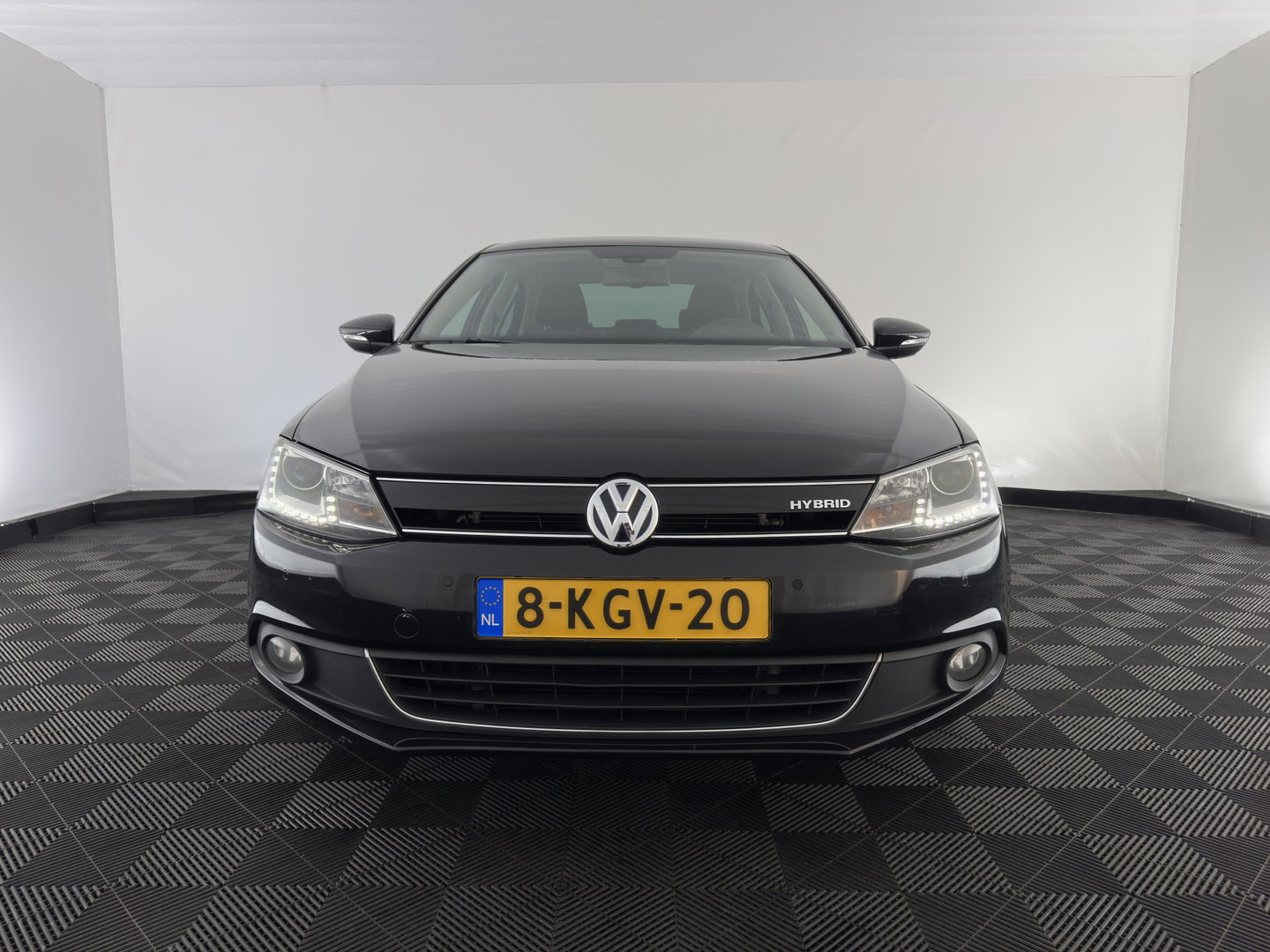 Volkswagen Jetta 1.4 TSI Hybrid Highline Aut. *XENON | NAVI-FULLMAP | COMFORTSEATS | PRIVACY-GLASS | SHIFTPADDLES |  ECC | PDC | CRUISE | 17''ALU*
