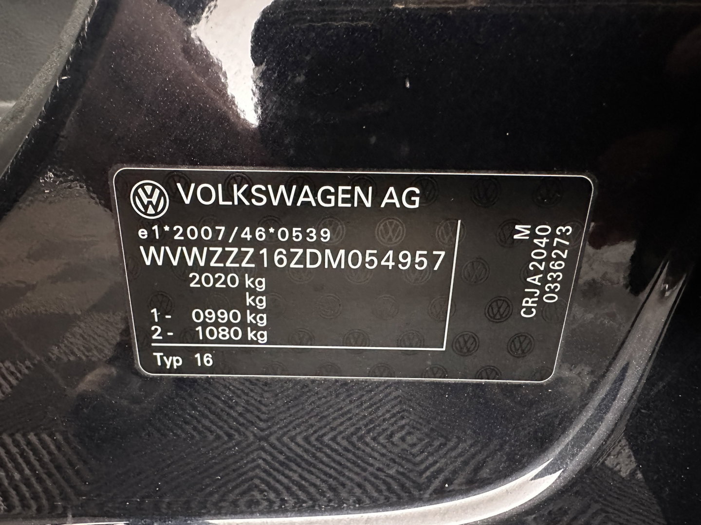 Volkswagen Jetta 1.4 TSI Hybrid Highline Aut. *XENON | NAVI-FULLMAP | COMFORTSEATS | PRIVACY-GLASS | SHIFTPADDLES |  ECC | PDC | CRUISE | 17''ALU*