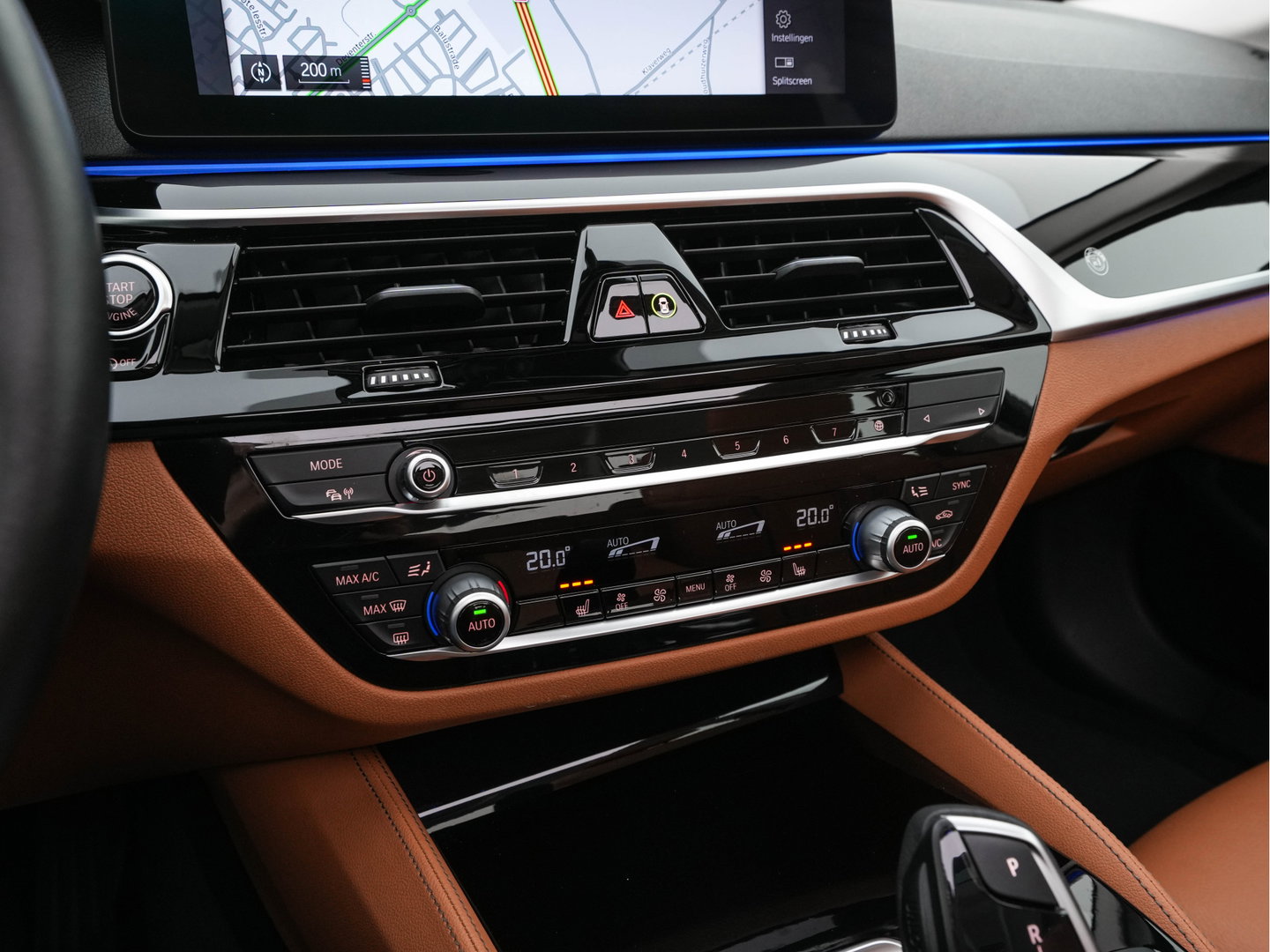 Alpina BMW ALPINA D5 S "Limousine nr.121" ALLRAD Aut. *PANO | LEATHER | HARMAN/KARDON | FULL-LED | ADAPTIVE-CRUISE | MEMORY-PACK | DIGI-COCKPIT | CAMERA | NAVI-FULLMAP | HEATED-COMFORTSEATS | AMBIENTLIGHT | SHIFTPADDLES |  TOWBAR | DAB | ..
