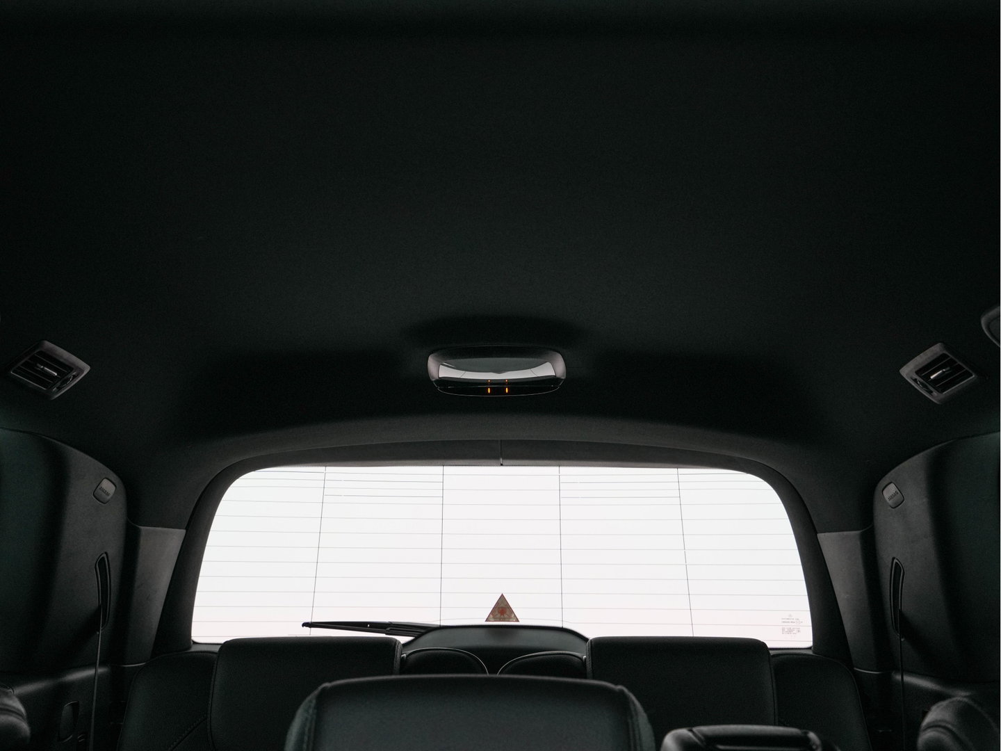 Mercedes-Benz GLS 350 d 4MATIC AMG-Line [ 7-Pers ] *PANO | LEATHER | FULL-LED | DISTRONIC | NAVI-FULLMAP | HEAT/COLD-COMFORTSEATS | BLINDSPOT | MEMORY-PACK | HARMAN/KARDON | TOPVIEW | KEYLESS | SHIFTPADDLES | PRIVACY-GLASS | TOWBAR | 21''ALU*