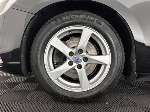 Volvo V60 2.0 D4 R-Design Business Aut *LEATHER-MICROFIBRE | XENON | NAVI-FULLMAP | ECC | PDC | CRUISE | 16''ALU*