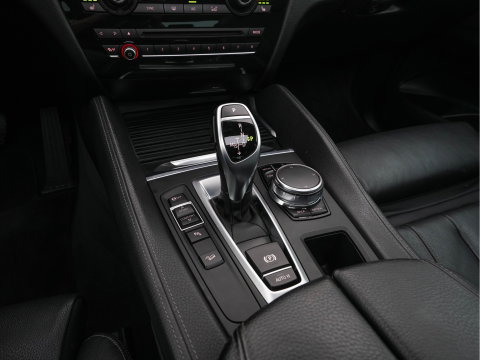 BMW X6 xDrive30d High Executive (INCL-BTW) Aut. *PANO | LEATHER | FULL-LED | HARMAN/KARDON | BLINDSPOT | MEMORY-PACK | DIGI-COCKPIT | HEATED-COMFORTSEATS | NAVI-FULLMAP | PRIVACYGLASS | HEAD-UP | ADAPTIVE-CRUISE | 19"ALU*