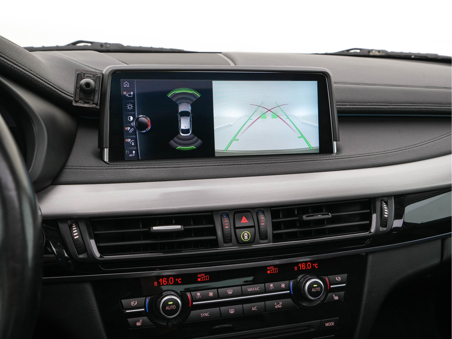 BMW X6 xDrive30d High Executive (INCL-BTW) Aut. *PANO | LEATHER | FULL-LED | HARMAN/KARDON | BLINDSPOT | MEMORY-PACK | DIGI-COCKPIT | HEATED-COMFORTSEATS | NAVI-FULLMAP | PRIVACYGLASS | HEAD-UP | ADAPTIVE-CRUISE | 19"ALU*