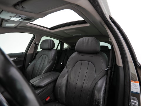 BMW X6 xDrive30d High Executive (INCL-BTW) Aut. *PANO | LEATHER | FULL-LED | HARMAN/KARDON | BLINDSPOT | MEMORY-PACK | DIGI-COCKPIT | HEATED-COMFORTSEATS | NAVI-FULLMAP | PRIVACYGLASS | HEAD-UP | ADAPTIVE-CRUISE | 19"ALU*