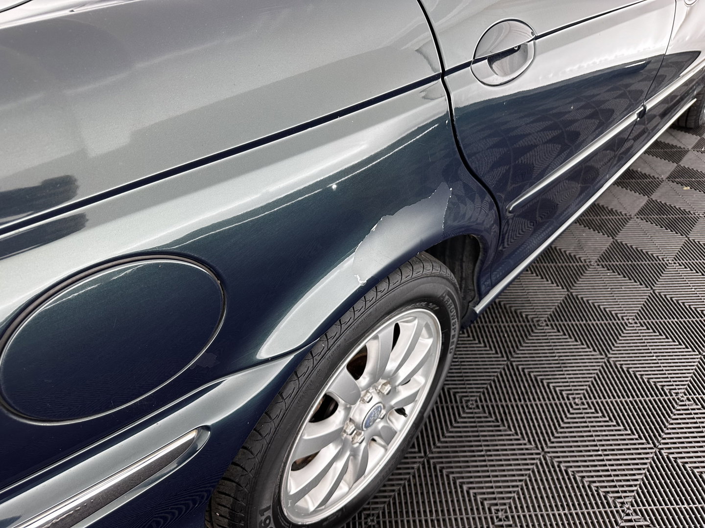 Jaguar X-Type 2.5 V6 AWD ##HEADGASKET LEAKING ##Aut. *SUNROOF | ECC | PDC | CRUISE | VELOURS | JAGUAR-AUDIO | 16"ALU*