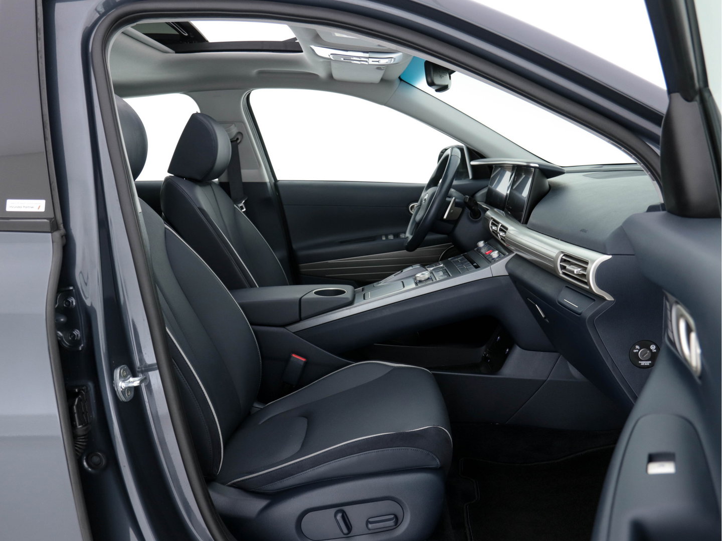 Hyundai NEXO FCEV Plus Pack [ HYDROGENIUM ] (INCL-BTW) *PANO | LEATHER | KRELL-AUDIO | NAVI-FULLMAP | ADAPTIVE-CRUISE |  FULL-LED | KEYLESS | DAB | DIGI-COCKPIT | TOPVIEW | SHIFTPADDLES | COMFORTSEATS | 19"ALU*