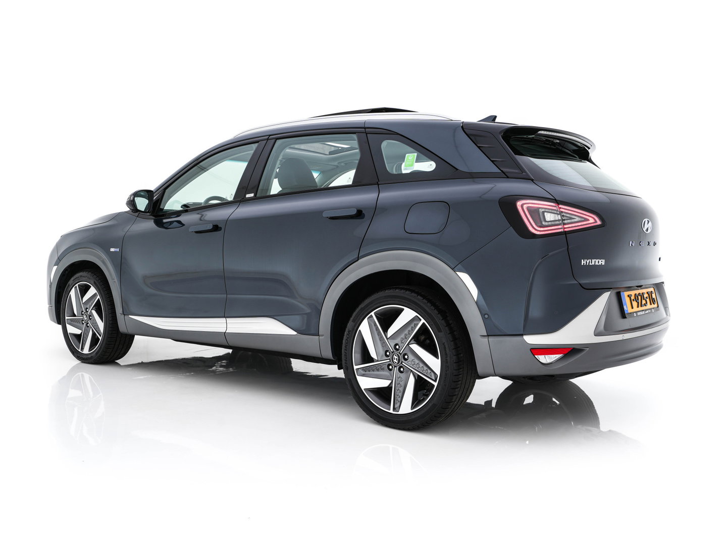 Hyundai NEXO FCEV Plus Pack [ HYDROGENIUM ] (INCL-BTW) *PANO | LEATHER | KRELL-AUDIO | NAVI-FULLMAP | ADAPTIVE-CRUISE |  FULL-LED | KEYLESS | DAB | DIGI-COCKPIT | TOPVIEW | SHIFTPADDLES | COMFORTSEATS | 19"ALU*