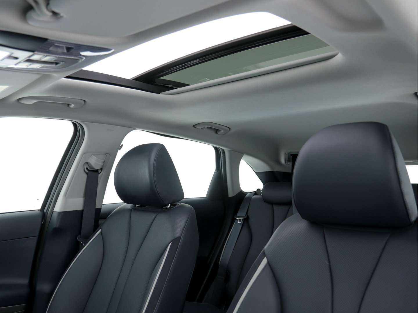 Hyundai NEXO FCEV Plus Pack [ HYDROGENIUM ] (INCL-BTW) *PANO | LEATHER | KRELL-AUDIO | NAVI-FULLMAP | ADAPTIVE-CRUISE |  FULL-LED | KEYLESS | DAB | DIGI-COCKPIT | TOPVIEW | SHIFTPADDLES | COMFORTSEATS | 19"ALU*
