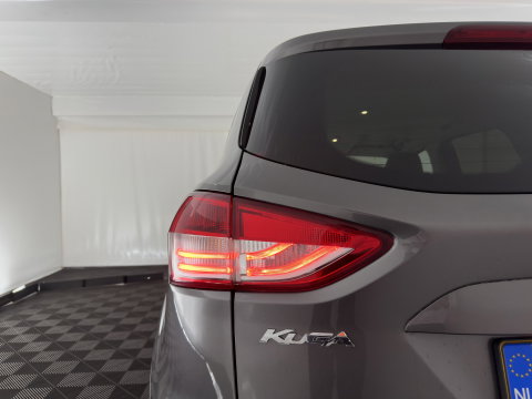Ford Kuga 1.6 Titanium *LEATHER-FABRIC | XENON | HEATED-COMFORTSEATS | NAVI-FULLMAP | ECC | PDC | CRUISE | 17''ALU*