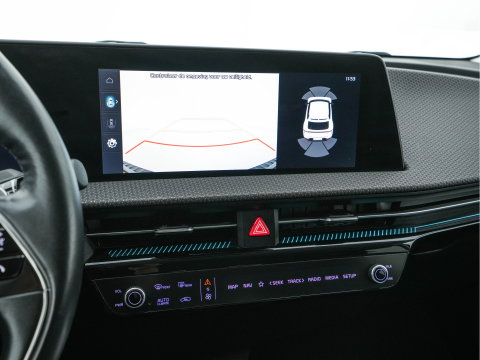 Kia Ev6 Plus 77.4 kWh [3-Fase-11kW] {SoH-96%} (INCL-BTW) Aut. *LEATHER | ADAPTIVE-CRUISE | DIGI-COCKPIT | MERIDIAN-AUDIO | MEMORY-PACK | FULL-LED | KEYLESS | CAMERA | DAB | BLIND-SPOT | NAVI-FULLMAP | PRIVACY-GLASS | AMBIENT-LIGHT | 19''