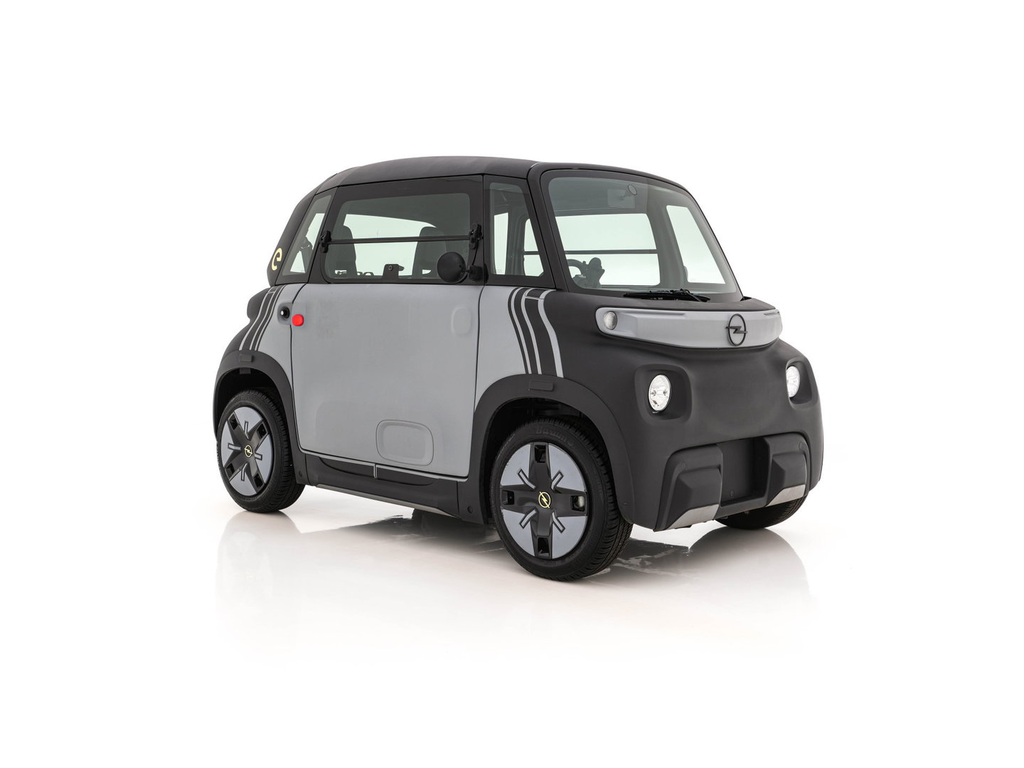Opel Brommobiel Rocks-E Base Aut.*PANO | LED-LIGHTS | TINDED-GLASS | TWO-TONE | DIGI-COCKPIT |