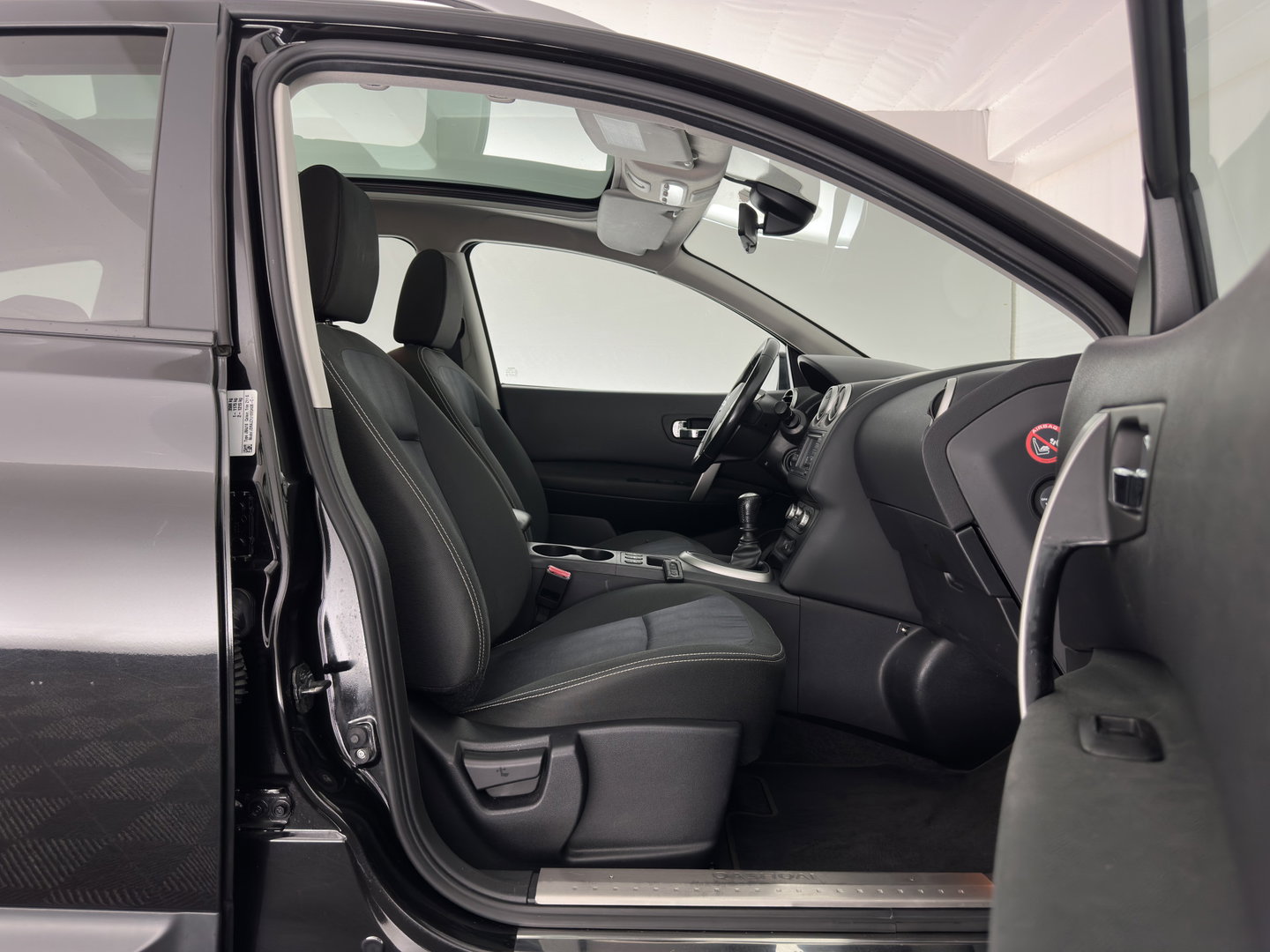 Nissan QASHQAI+2 2.0 Tekna [7-Pers.] *PANO | XENON | BOSE-SOUND | HEATED-COMFORTSEATS | CAMERA | NAVI-FULLMAP | PRIVACY-GLASS | ECC | PDC | CRUISE | 17''ALU | TOWBAR*
