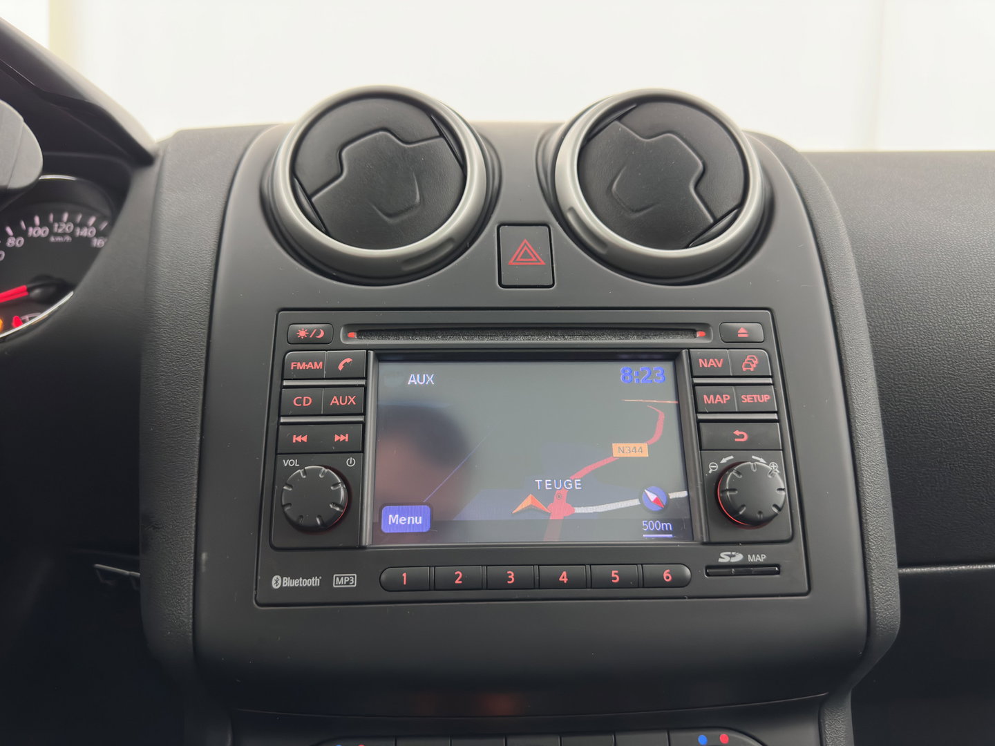 Nissan QASHQAI+2 2.0 Tekna [7-Pers.] *PANO | XENON | BOSE-SOUND | HEATED-COMFORTSEATS | CAMERA | NAVI-FULLMAP | PRIVACY-GLASS | ECC | PDC | CRUISE | 17''ALU | TOWBAR*