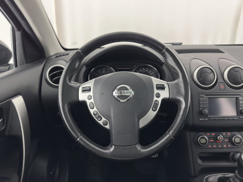 Nissan QASHQAI+2 2.0 Tekna [7-Pers.] *PANO | XENON | BOSE-SOUND | HEATED-COMFORTSEATS | CAMERA | NAVI-FULLMAP | PRIVACY-GLASS | ECC | PDC | CRUISE | 17''ALU | TOWBAR*