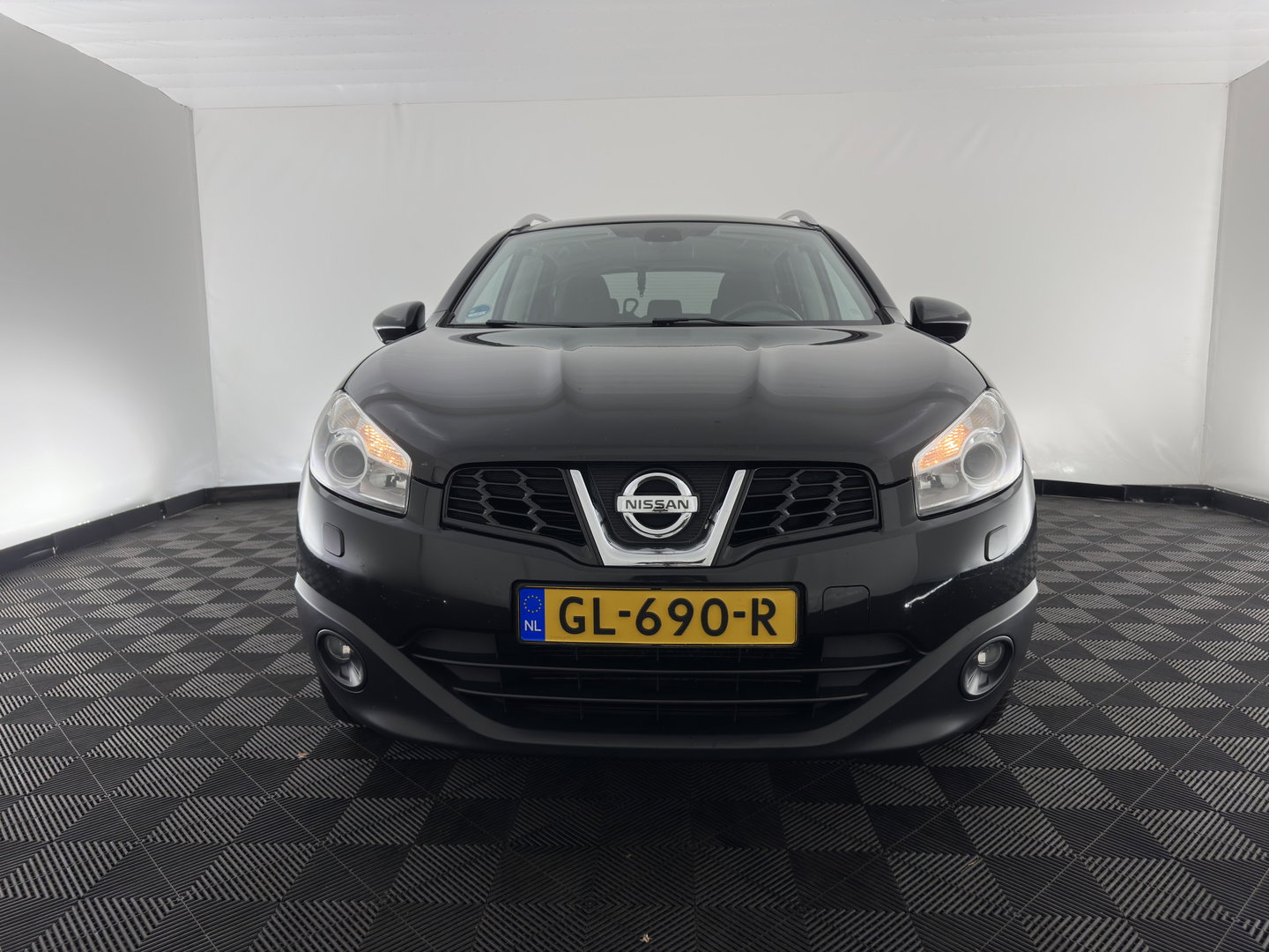 Nissan QASHQAI+2 2.0 Tekna [7-Pers.] *PANO | XENON | BOSE-SOUND | HEATED-COMFORTSEATS | CAMERA | NAVI-FULLMAP | PRIVACY-GLASS | ECC | PDC | CRUISE | 17''ALU | TOWBAR*