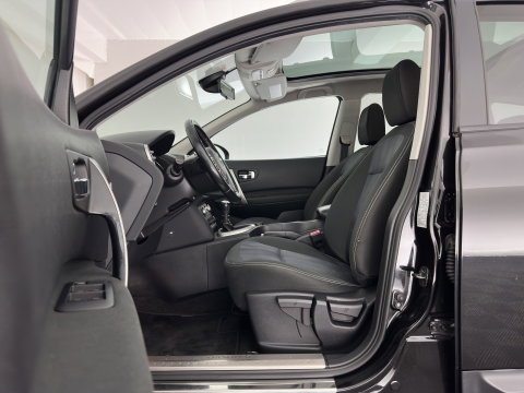 Nissan QASHQAI+2 2.0 Tekna [7-Pers.] *PANO | XENON | BOSE-SOUND | HEATED-COMFORTSEATS | CAMERA | NAVI-FULLMAP | PRIVACY-GLASS | ECC | PDC | CRUISE | 17''ALU | TOWBAR*