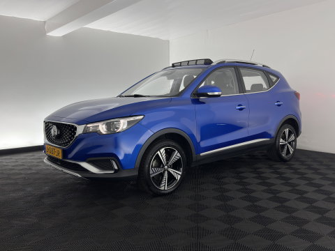 MG ZS EV Luxury 45 kWh (INCL-BTW) Aut. *PANO | LEATHER | CCS-FASTLOADER | KEYLESS | NAVI-FULLMAP | ADAPTIVE-CRUISE | CAMERA | HEATED-SPORTSEATS | CARPLAY | BLINDSPOT | DAB | LANE-ASSIST | 17''ALU*