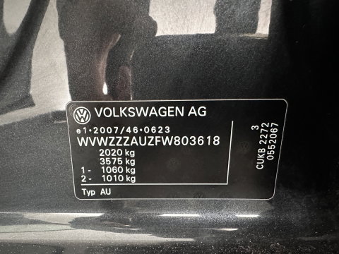 Volkswagen Golf 1.4 TSI GTE (Plug-in) (INCL.BTW) *PANO | FULL-LED | NAVI-FULLMAP | SPORT-SEATS | PRIVACY-GLASS | AMBIENT-LIGHT | SHIFT-PADDLES | ECC | PDC | CRUISE | 17''ALU*