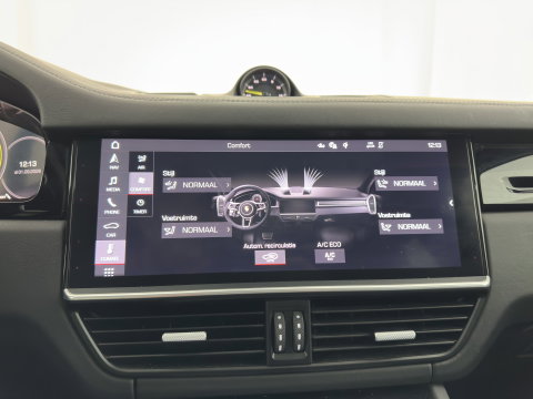Porsche Cayenne Coupé 3.0 E-Hybrid (Plug-in) Aut. *PANO | HEAD-UP | SPORT-CHRONO | LEATHER | FULL-LED | TOP-VIEW | AIR-SUSPENSION | BOSE-SOUND | HEATED-COMFORTSEATS | NAVI-FULLMAP | PRIVACY-GLASS | SHIFT-PADDLES | ECC | PDC | 21''ALU*