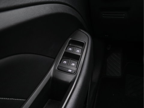 MG ZS EV Luxury 45 kWh {SoH-87%} (INCL-BTW) Aut. *PANO | LEATHER | CCS-FASTLOADER | KEYLESS | NAVI-FULLMAP | ADAPTIVE-CRUISE | CAMERA | HEATED-SPORTSEATS | CARPLAY | BLINDSPOT | DAB | LANE-ASSIST | 17''ALU*