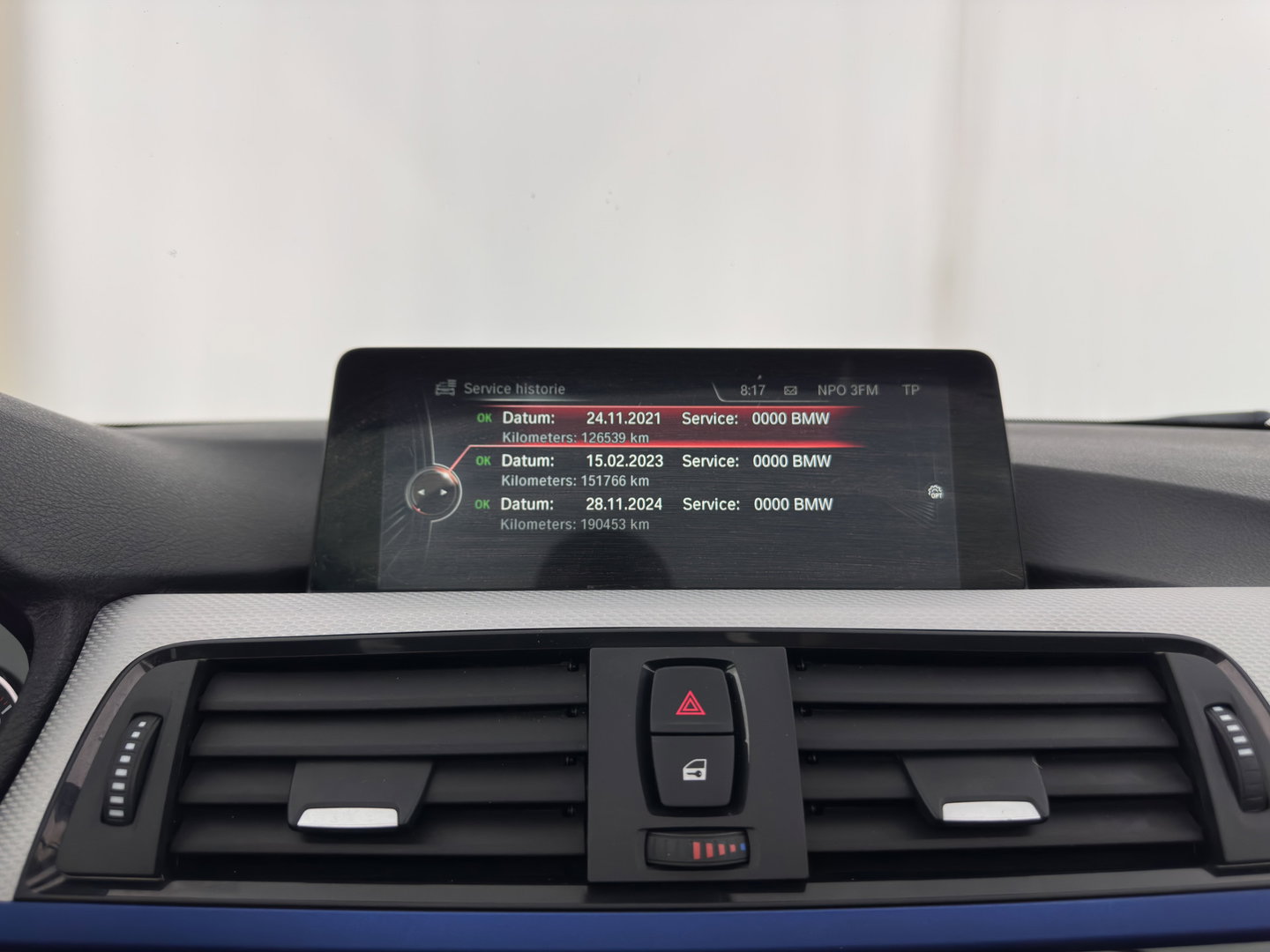 BMW 4 Serie Cabrio 420i M Sport Aut. *HEAD-UP | LEATHER | XENON | AIR-SCARF | MEMORY-PACK | HIFI-SOUND | HEATED-SPORTSEATS |  NAVI-FULLMAP | ECC | PDC | CRUISE | 19''ALU | TOWBAR*
