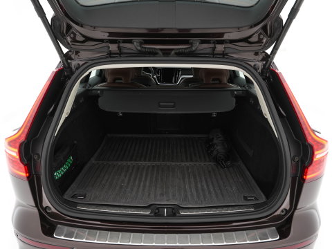 Volvo V60 Cross Country 2.0 D4 AWD Pro Aut. *LEATHER | FULL-LED | HARMAN/KARDON | MEMORY-PACK | BLIND-SPOT | DIGI-COCKPIT | HEATED-COMFORTSEATS | CAMERA | DIGI-COCKPIT | ECC | PDC | CRUISE | 18''ALU | TOWBAR*
