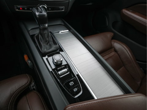 Volvo V60 Cross Country 2.0 D4 AWD Pro Aut. *LEATHER | FULL-LED | HARMAN/KARDON | MEMORY-PACK | BLIND-SPOT | DIGI-COCKPIT | HEATED-COMFORTSEATS | CAMERA | DIGI-COCKPIT | ECC | PDC | CRUISE | 18''ALU | TOWBAR*