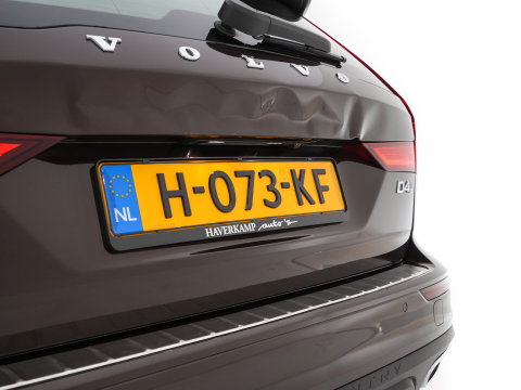 Volvo V60 Cross Country 2.0 D4 AWD Pro Aut. *LEATHER | FULL-LED | HARMAN/KARDON | MEMORY-PACK | BLIND-SPOT | DIGI-COCKPIT | HEATED-COMFORTSEATS | CAMERA | DIGI-COCKPIT | ECC | PDC | CRUISE | 18''ALU | TOWBAR*