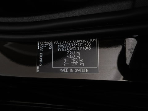 Volvo V60 Cross Country 2.0 D4 AWD Pro Aut. *LEATHER | FULL-LED | HARMAN/KARDON | MEMORY-PACK | BLIND-SPOT | DIGI-COCKPIT | HEATED-COMFORTSEATS | CAMERA | DIGI-COCKPIT | ECC | PDC | CRUISE | 18''ALU | TOWBAR*