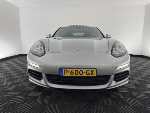 Porsche Panamera 3.0 S E-Hybrid (Plug-In) Aut. *PANO | LEATHER | XENON | HEATED-SPORTSEATS | MEMORY-PACK | BOSE-SOUND | AIR-SUSPENSION | NAVI-FULLMAP | CAMERA | PRIVACY-GLASS | SHIFTPADDLES | ECC | PDC | CRUISE | 20''ALU*