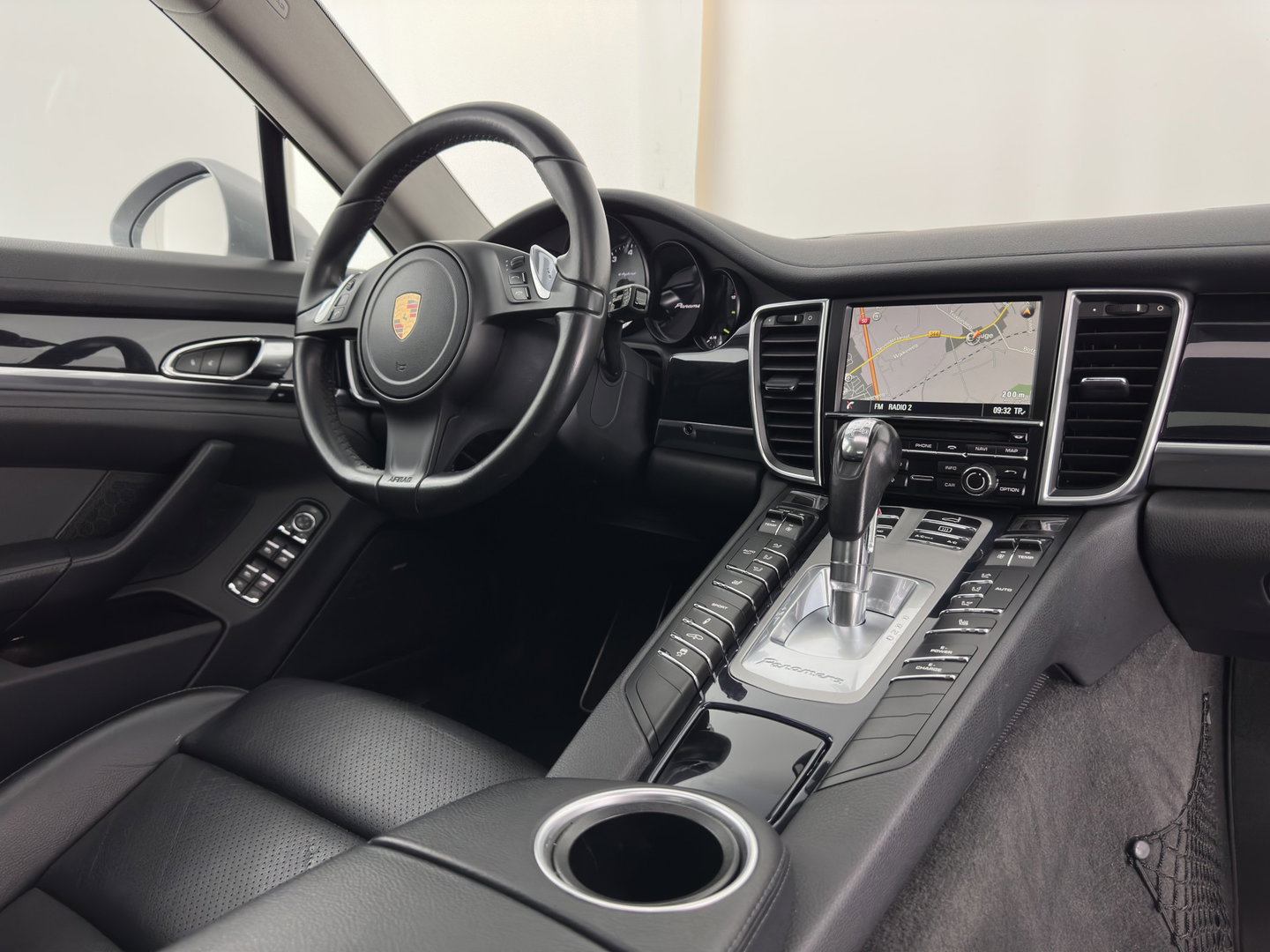 Porsche Panamera 3.0 S E-Hybrid (Plug-In) Aut. *PANO | LEATHER | XENON | HEATED-SPORTSEATS | MEMORY-PACK | BOSE-SOUND | AIR-SUSPENSION | NAVI-FULLMAP | CAMERA | PRIVACY-GLASS | SHIFTPADDLES | ECC | PDC | CRUISE | 20''ALU*