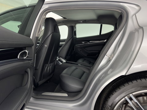 Porsche Panamera 3.0 S E-Hybrid (Plug-In) Aut. *PANO | LEATHER | XENON | HEATED-SPORTSEATS | MEMORY-PACK | BOSE-SOUND | AIR-SUSPENSION | NAVI-FULLMAP | CAMERA | PRIVACY-GLASS | SHIFTPADDLES | ECC | PDC | CRUISE | 20''ALU*