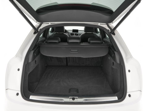 Audi Q3 2.5 TFSI RS Q3 Quattro Aut. *PANO | LEDER-ALCANTARA | FULL-LED | BOSE-AUDIO | NAVI-FULLMAP | CAMERA | HEATED-SPORTSEATS | SHIFTPADDLES | CRUISE | PRIVACY-GLASS | ECC | PDC | 19"ALU*