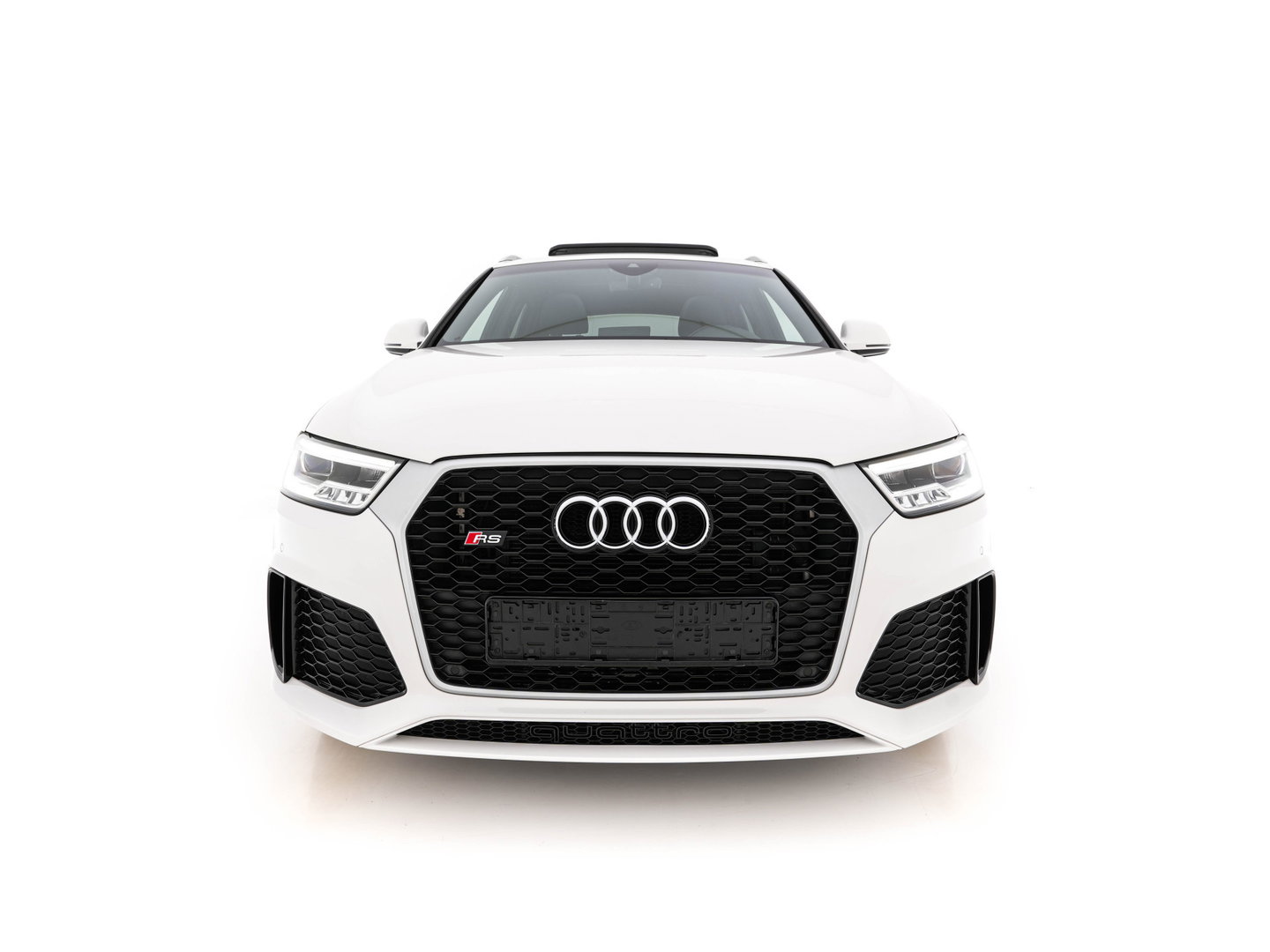 Audi Q3 2.5 TFSI RS Q3 Quattro Aut. *PANO | LEDER-ALCANTARA | FULL-LED | BOSE-AUDIO | NAVI-FULLMAP | CAMERA | HEATED-SPORTSEATS | SHIFTPADDLES | CRUISE | PRIVACY-GLASS | ECC | PDC | 19"ALU*