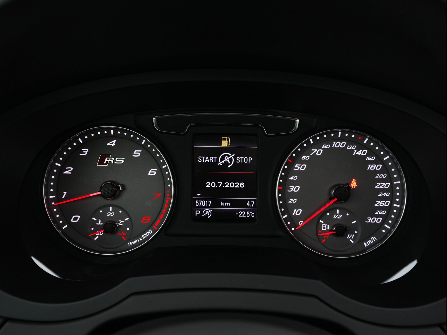 Audi Q3 2.5 TFSI RS Q3 Quattro Aut. *PANO | LEDER-ALCANTARA | FULL-LED | BOSE-AUDIO | NAVI-FULLMAP | CAMERA | HEATED-SPORTSEATS | SHIFTPADDLES | CRUISE | PRIVACY-GLASS | ECC | PDC | 19"ALU*