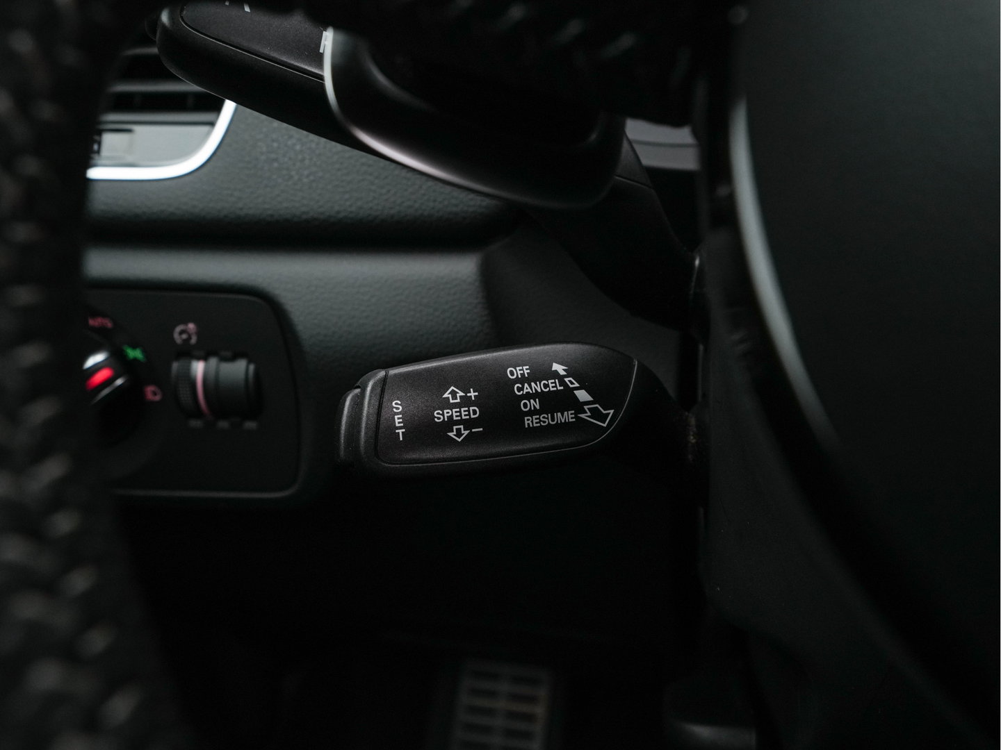 Audi Q3 2.5 TFSI RS Q3 Quattro Aut. *PANO | LEDER-ALCANTARA | FULL-LED | BOSE-AUDIO | NAVI-FULLMAP | CAMERA | HEATED-SPORTSEATS | SHIFTPADDLES | CRUISE | PRIVACY-GLASS | ECC | PDC | 19"ALU*