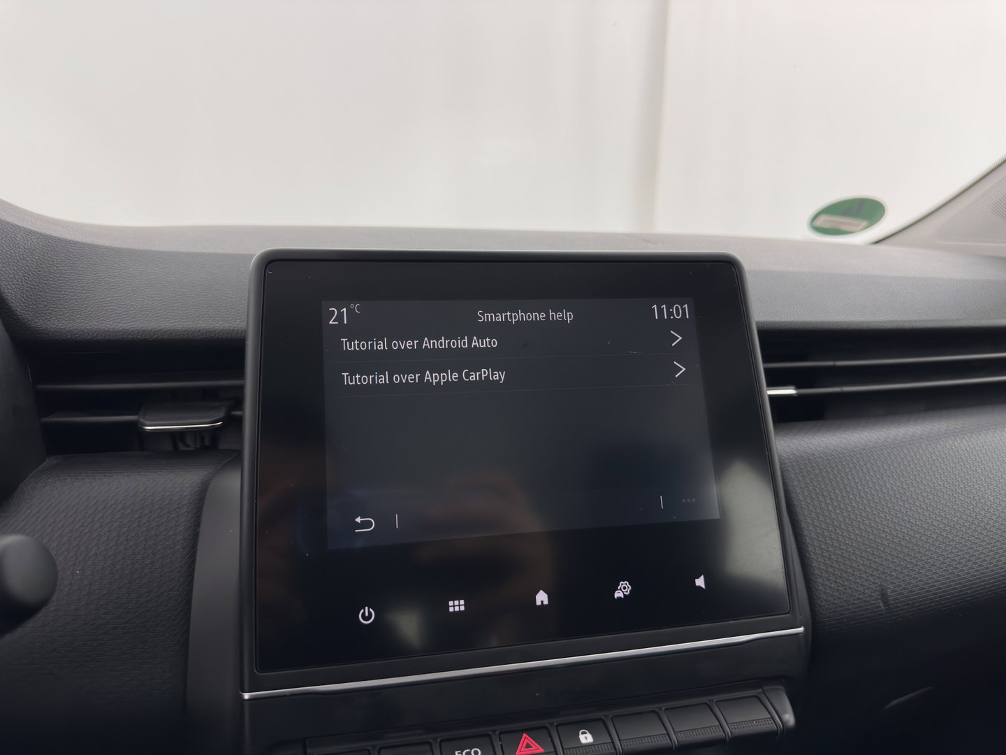 Renault Clio 1.6 E-Tech Hybrid 145 Equilibre (INCL-BTW) Aut. *FULL-LED | COMFORTSEATS | CARPLAY | KEYLESS | DAB+ | ECC | PDC | CRUISE | DIGI-COCKPIT | LANE-ASSIST |  TOWBAR*